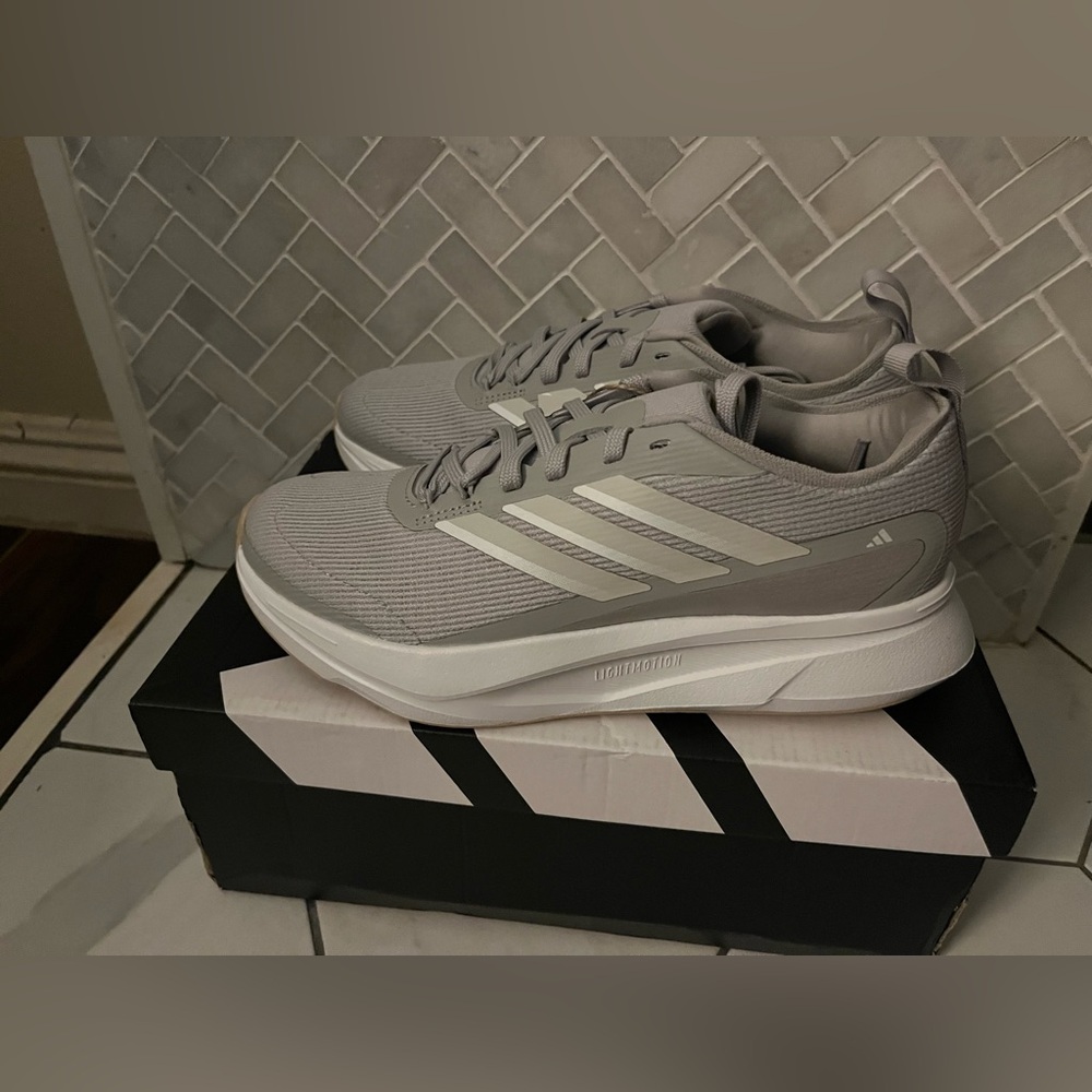 Adidas Women’s Light Gray Running Shoes